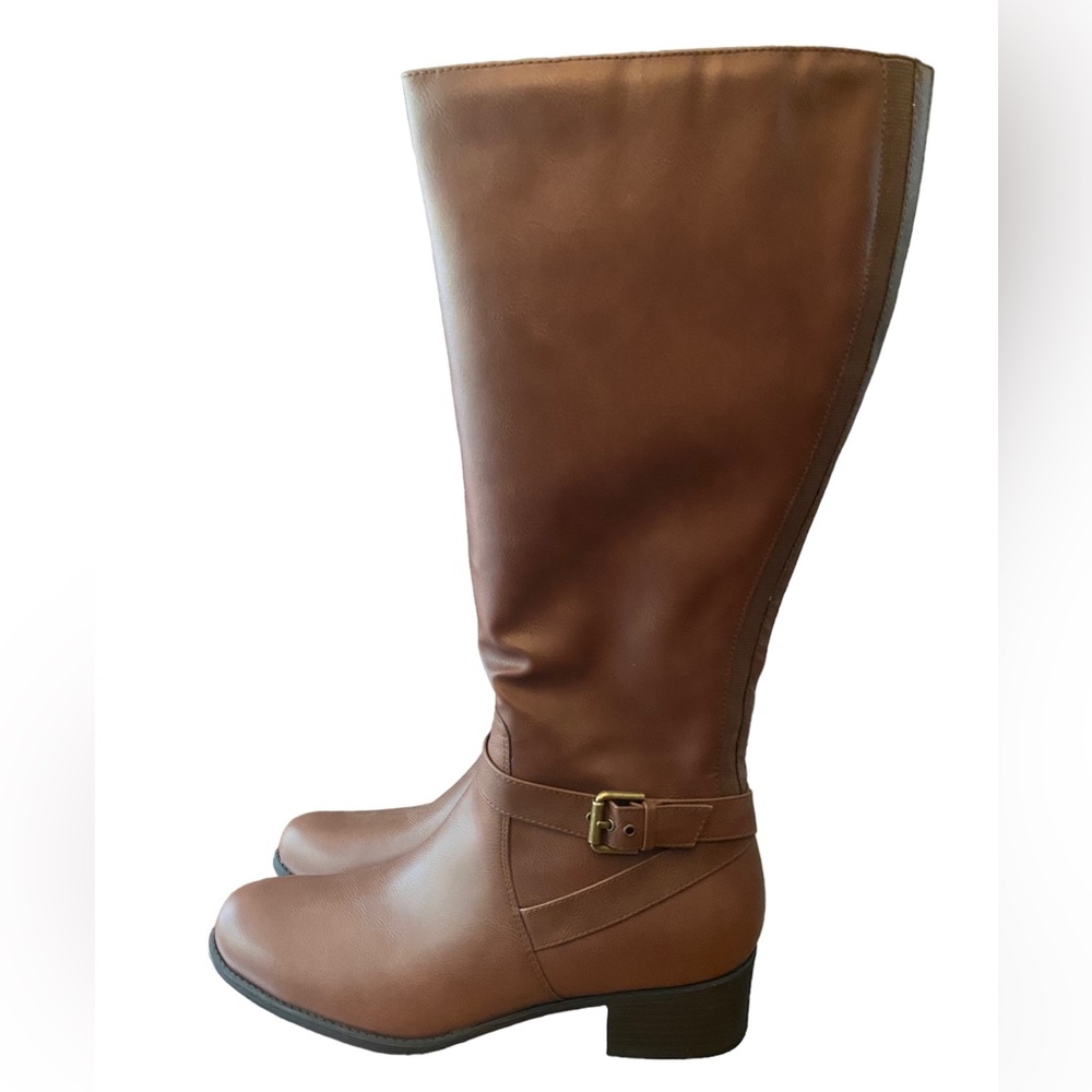 NWOT Time and Tru memory foam boots size 11